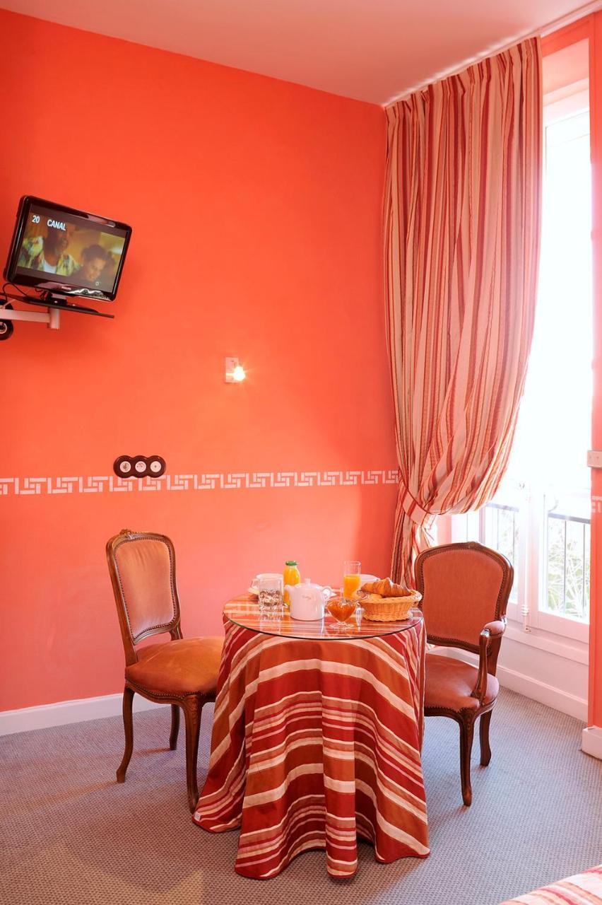 Hotel Restaurant Emile Job Montmerle-sur-Saone Exterior photo